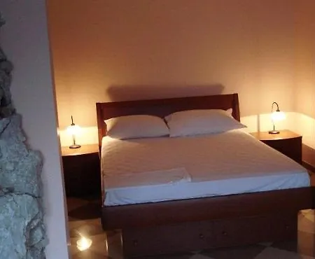 House In With Sea View, Terrace, Air Conditioning, W-lan 3672-1 * Vrbnik