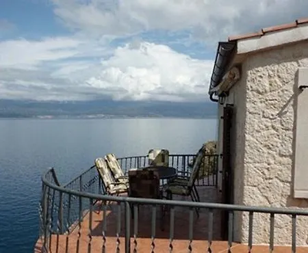 House In With Sea View, Terrace, Air Conditioning, W-lan 3672-1 בית נופש ורבניק