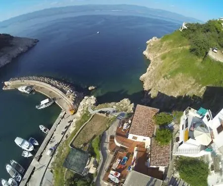 House In With Sea View, Terrace, Air Conditioning, W-lan 3672-1 Nyaraló *